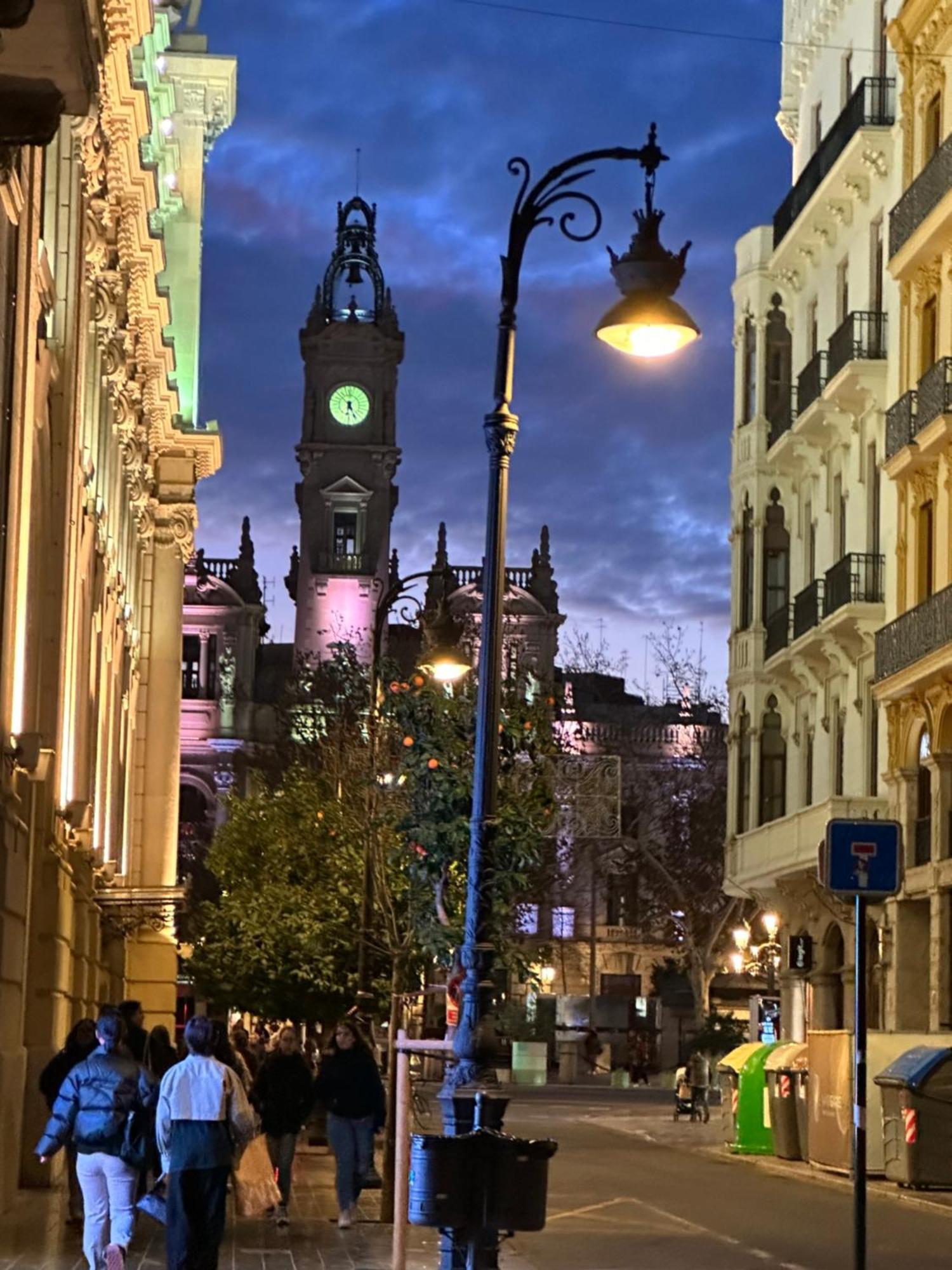 Mirador 1 Del Mercado Central - Habitacion Con Bano Privado En El Centro De La Ciudad Vella Валенсия Екстериор снимка