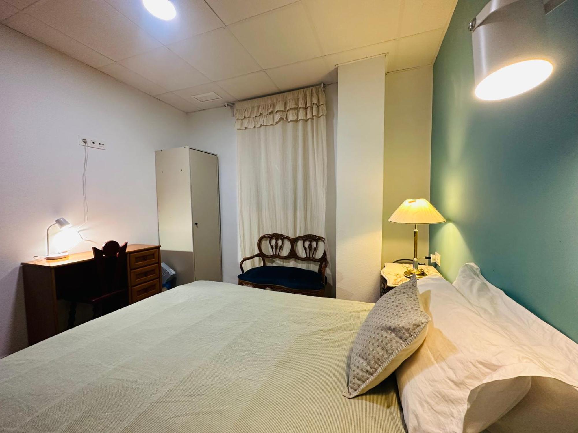 Mirador 1 Del Mercado Central - Habitacion Con Bano Privado En El Centro De La Ciudad Vella Валенсия Екстериор снимка