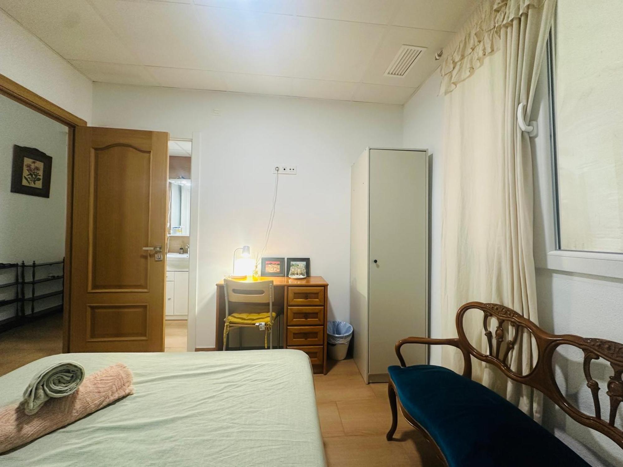 Mirador 1 Del Mercado Central - Habitacion Con Bano Privado En El Centro De La Ciudad Vella Валенсия Екстериор снимка